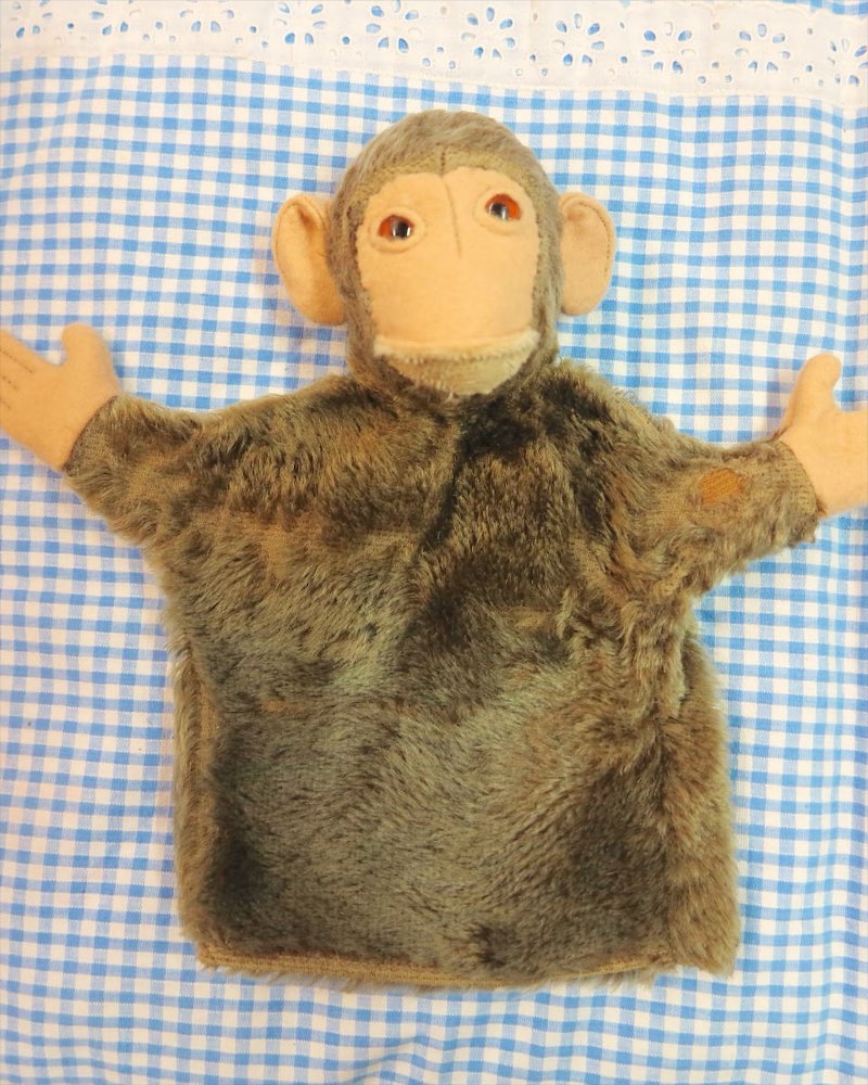 Affen-Handpuppe mit neuem Gesicht und neuen Händen